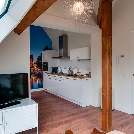 Апартаменты Penthouse City Centre Алкмар